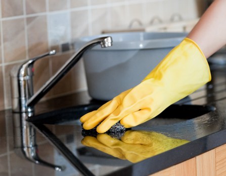 Deep carpet cleaning service for Roehampton properties