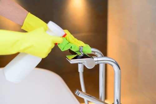 Professional carpet cleaning in Roehampton with careful local service